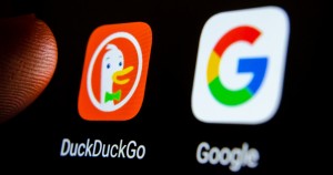 DuckDuckGo là gì và liệu có vượt mặt được Google? Cuộc chiến giữa hai gã khổng lồ tìm kiếm