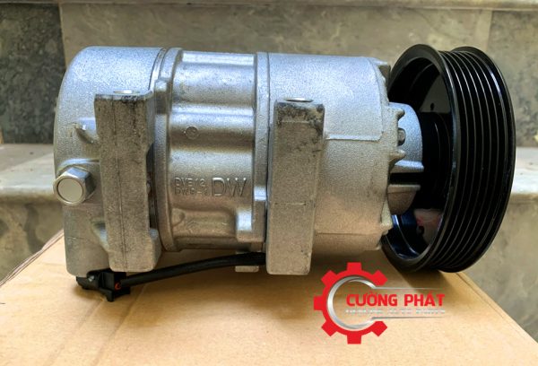 Góc chụp chi tiết lốc điều hòa Rio, Sportage