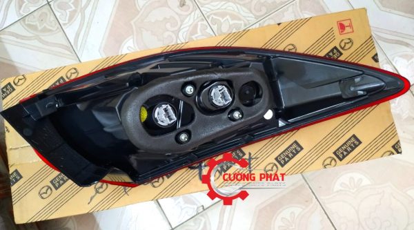 Mặt sau đèn lái sau ngoài phải CX5