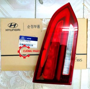 Hình ảnh đèn hậu trong Hyundai Santafe chính hãng