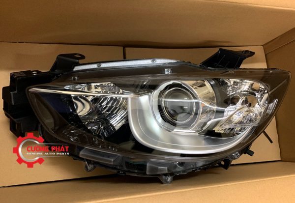 Cận cảnh đèn pha CX5 2015