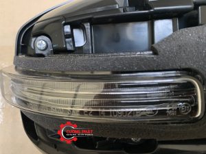 Cận cảnh xi nhan gương có xốp bảo vệ xịn xò trên gương chiếu hậu của Attrage, Mirage