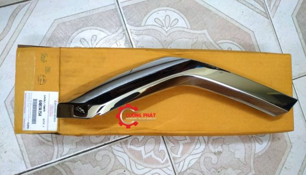 Hình ảnh nẹp mạ cản trước Mitsubishi Pajero Sport chính hãng