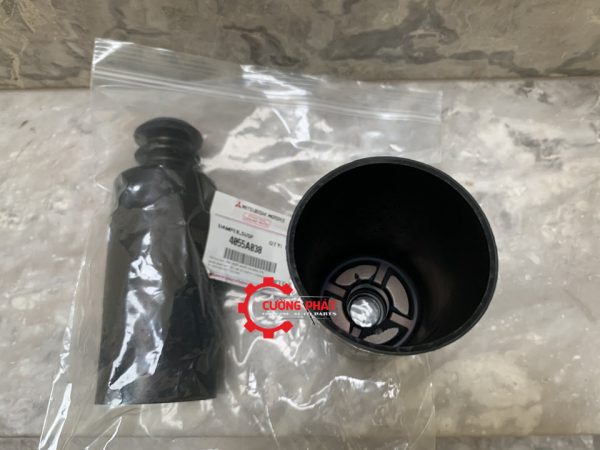 Cận cảnh cao su tăm bông liền chụp bụi giảm xóc trước Attrage, Mirage chính hãng