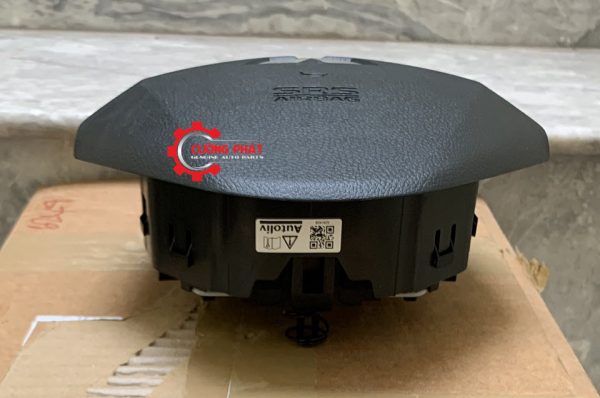 Cận cảnh túi khí vô lăng Attrage, Mirage, New Triton chính hãng