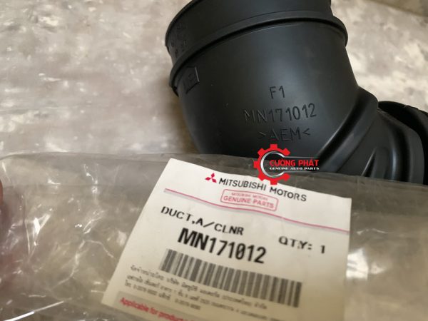 Mã cao su cổ hút bầu le gió Triton, Pajero Sport máy dầu 4D56 chính hãng