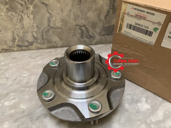 Hình ảnh giá bắt bi moay ơ trước Mitsubishi Xpander chính hãng