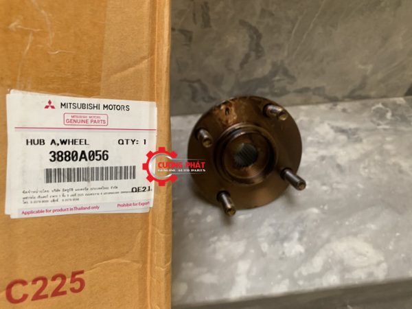 Mã giá bắt moay ơ trước Attrage, Mirage chính hãng