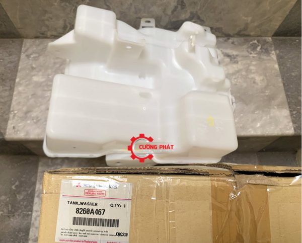 Mã bình nước rửa kính Pajero Sport 2019 chính hãng