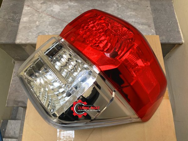 Hình ảnh đèn hậu Toyota 4Runner 2009-2014 chính hãng