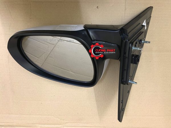 Cận cảnh kính chiếu hậu Hyundai i30 2008-2012 chính hãng