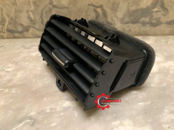 Chi tiết cửa gió điều hòa taplo Outlander chính hãng