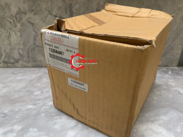 Mã giá bắt ly tâm Triton 2018 4N15 chính hãng