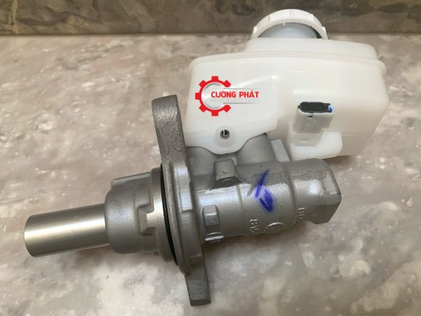 Chi tiết tổng phanh New Triton chính hãng