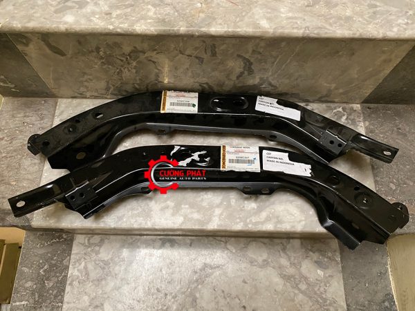 2 vế xương bắt đèn pha của Xpander