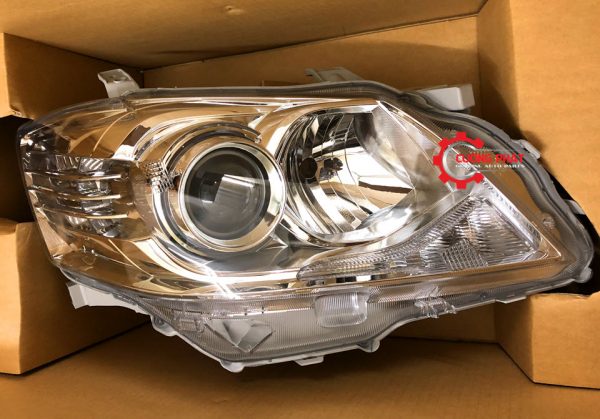 Cận cảnh đèn pha Camry 2010 chính hãng