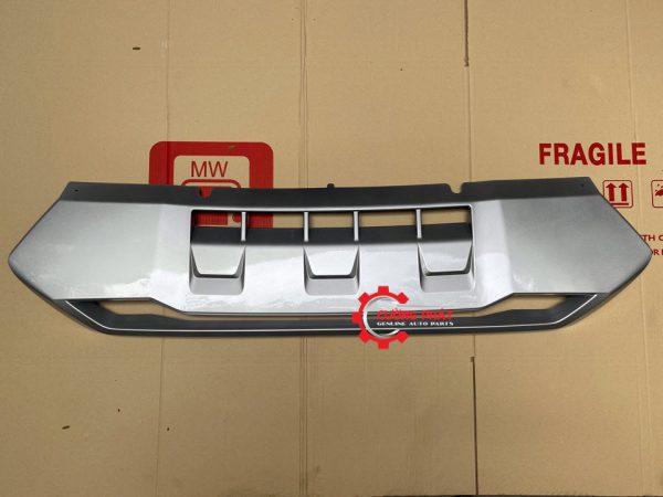 Ốp cản trước Mitsubishi Pajero Sport 2020-2021 chính hãng
