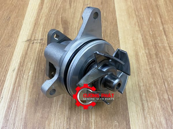 Hình ảnh bơm nước Focus, Escape, Mazda 6 2010 chính hãng