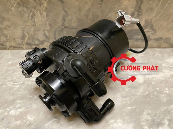Cận cảnh cụm lọc nhiên liệu lõi giấy Triton, Pajero Sport chính hãng