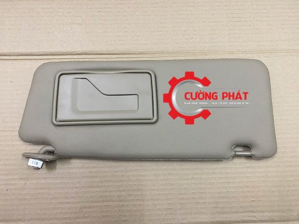 Cận cảnh tấm chắn nắng Fortuner 2010 chính hãng