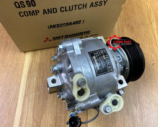 Góc chụp cận cảnh lốc điều hòa Outlander 2018-2022 chính hãng