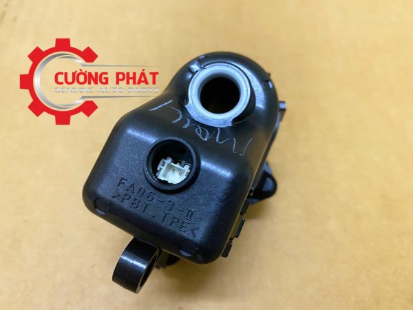 Chi tiết mô tơ gập gương Xpander, Xpander Cross chính hãng