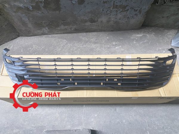Hình ảnh lưới gió cản trước Toyota Camry 2021, 2022 chính hãng