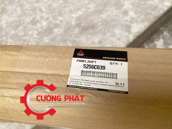 Mã xương trên dàn nóng Pajero Sport 2021-2022 chính hãng