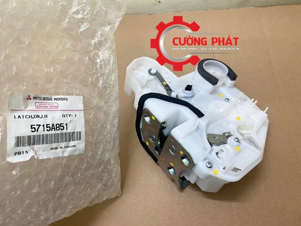 Mã ổ khóa ngậm cửa trước Pajero Sport 2018-2022 chính hãng