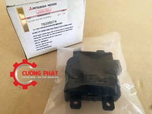 Chi tiết tem mã Mô tơ chia gió điều hòa Xpander chính hãng