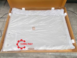 Cận cảnh trần xe Triton