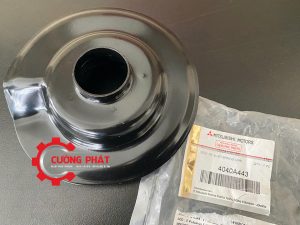 Hình ảnh tem mã bát sắt trên lò xo Mitsubishi Xpander chính hãng