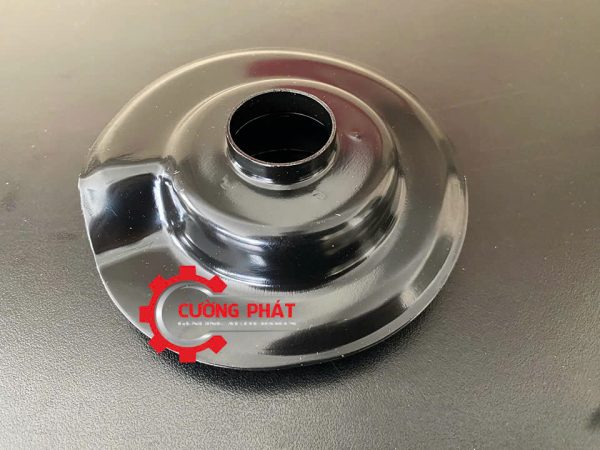 Hình ảnh bát sắt trên lò xo Mitsubishi Xpander
