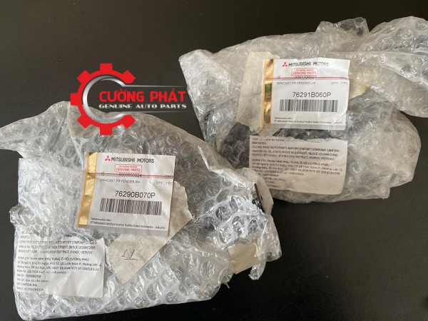 Hình ảnh giá cài tai xe Mitsubishi XForce