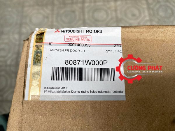 Tem mã ốp cánh cửa Mitsubishi Xpander Cross