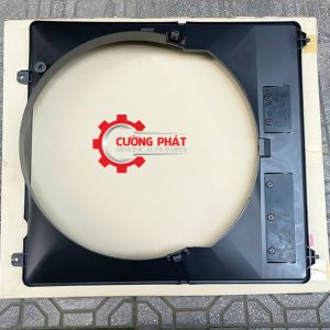 Góc chụp cận cảnh mặt sau lồng quạt két nước Triton 20205